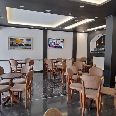 Golden Sleep Hostel Шкодер Экстерьер фото