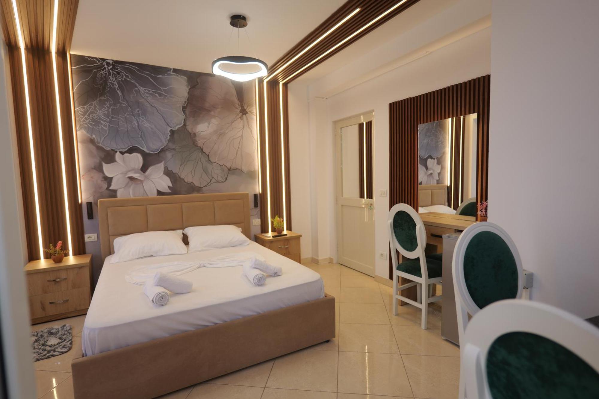 Golden Sleep Hostel Шкодер Экстерьер фото