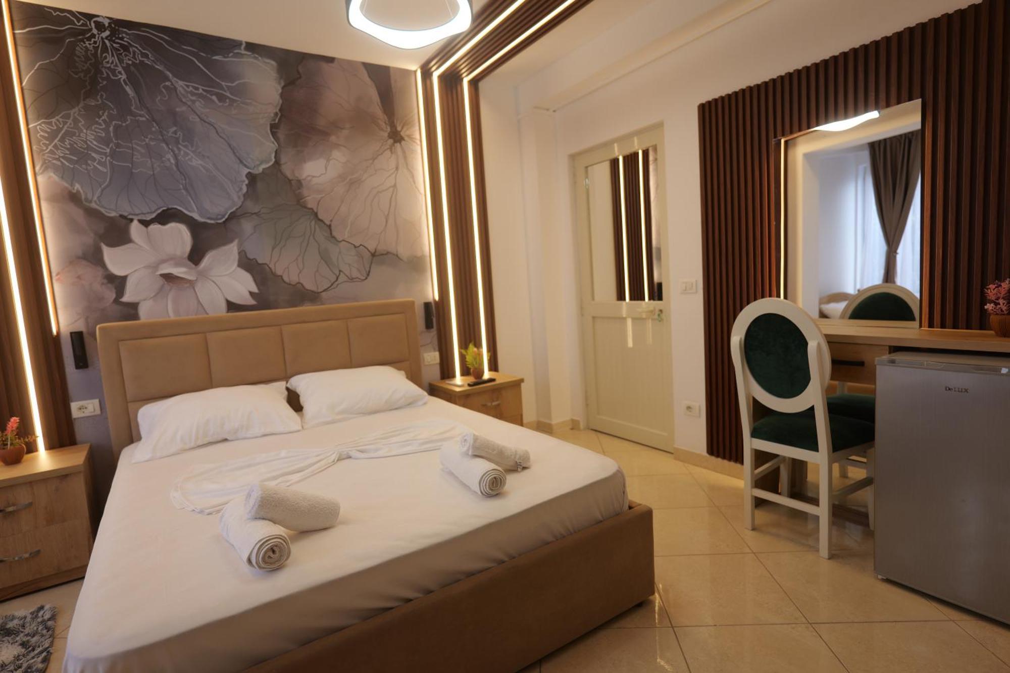Golden Sleep Hostel Шкодер Экстерьер фото