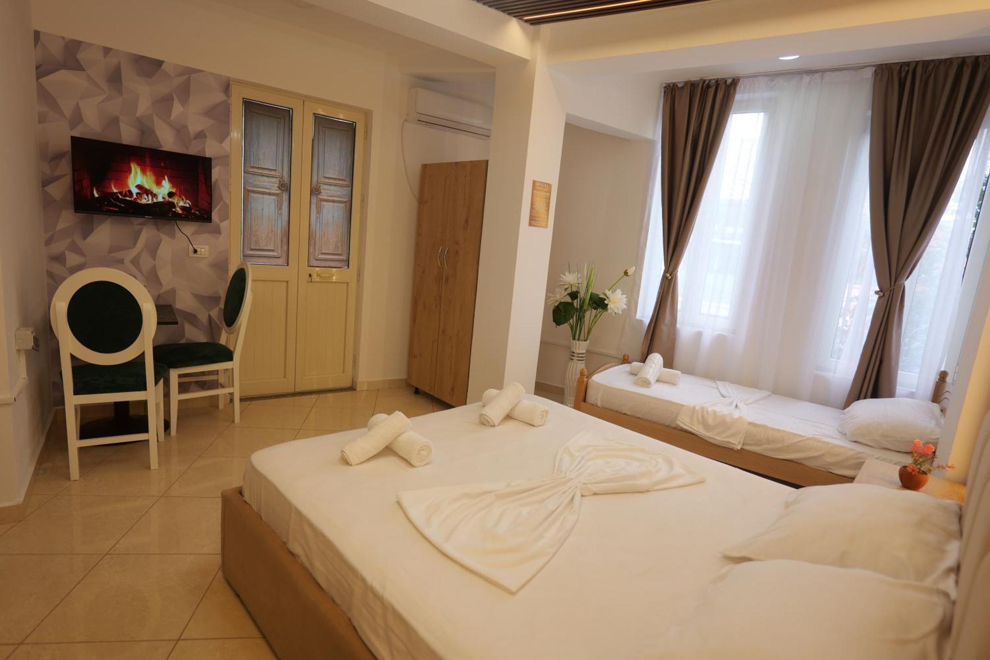 Golden Sleep Hostel Шкодер Экстерьер фото