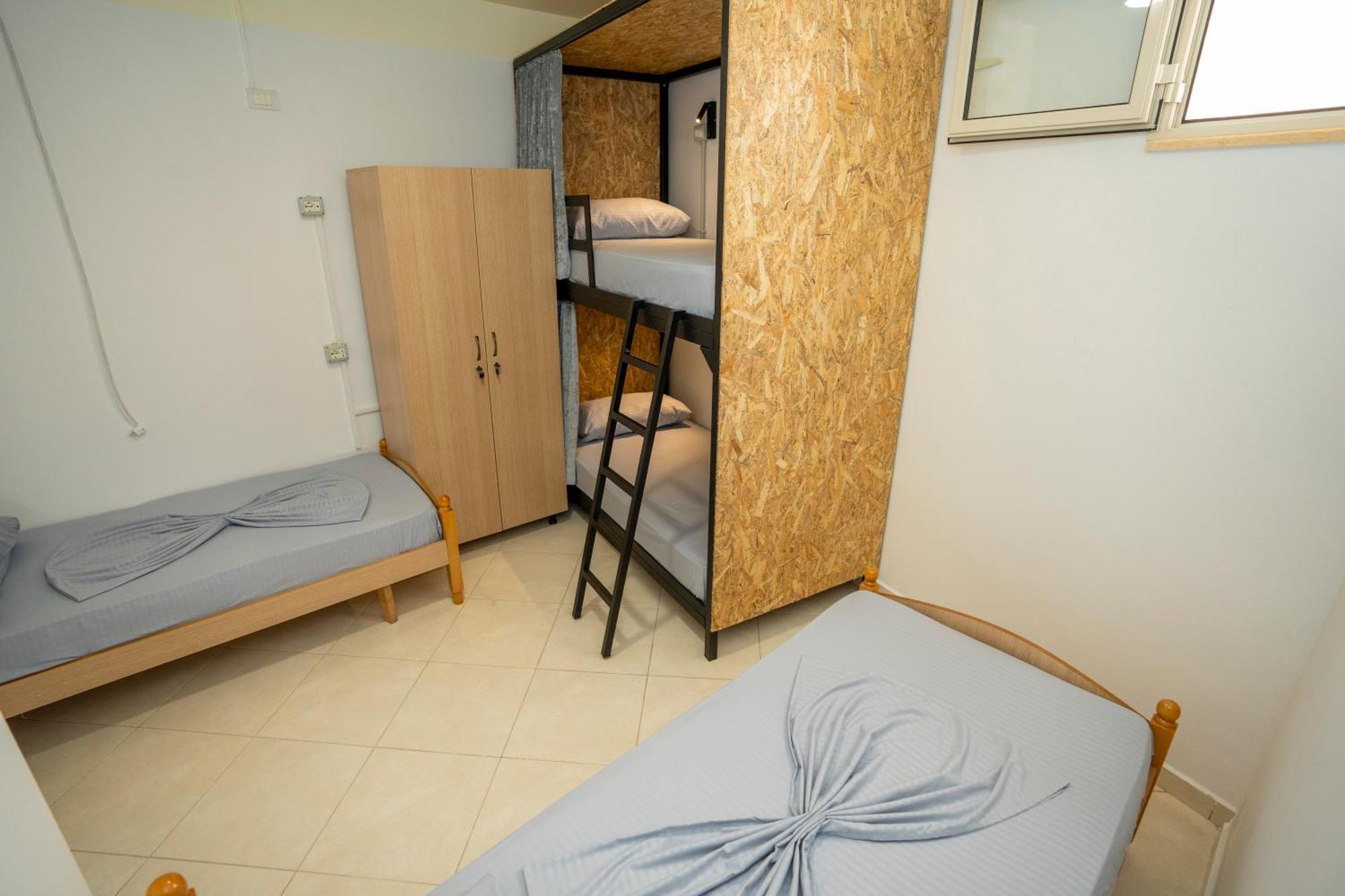 Golden Sleep Hostel Шкодер Экстерьер фото