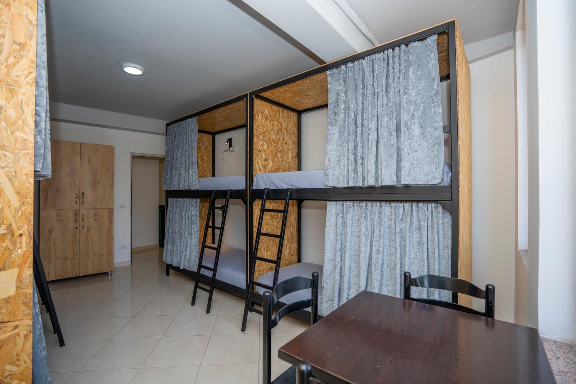 Golden Sleep Hostel Шкодер Экстерьер фото