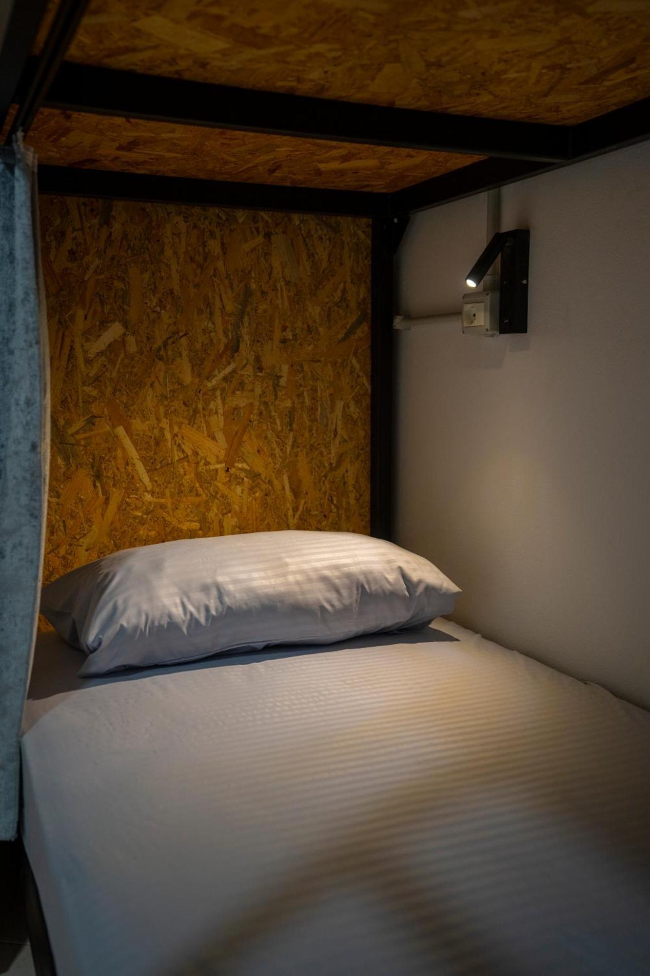 Golden Sleep Hostel Шкодер Экстерьер фото