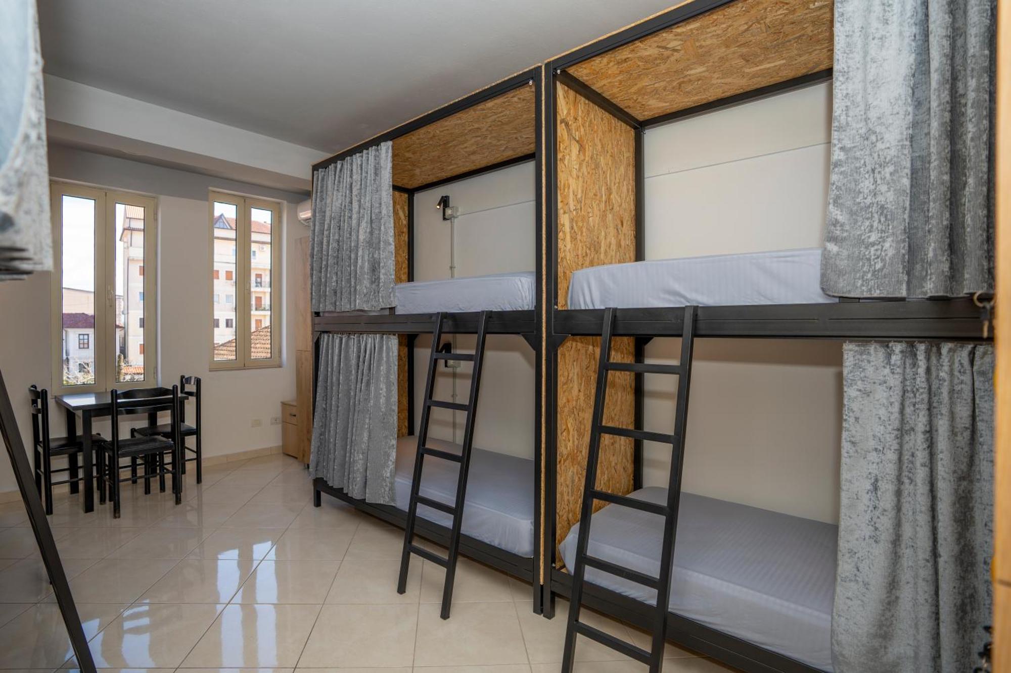 Golden Sleep Hostel Шкодер Экстерьер фото