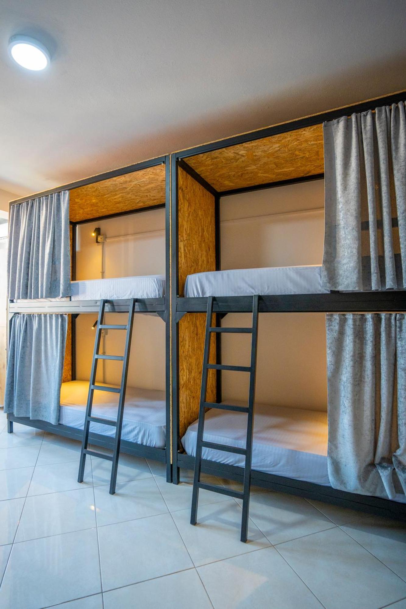 Golden Sleep Hostel Шкодер Экстерьер фото